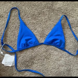 NWT. Monday Swimwear Barbados Top in Azurè